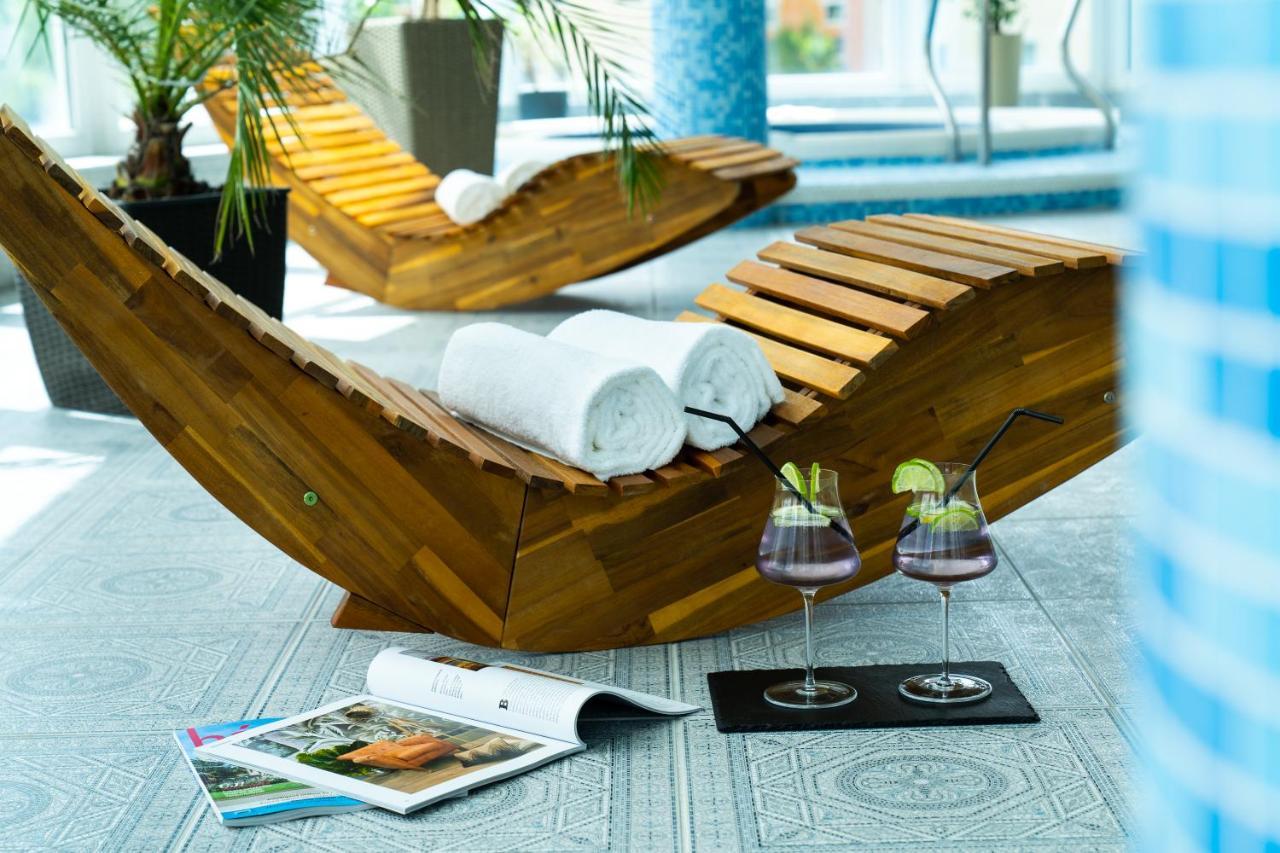 Hotel Kristaly Konferencia & Wellness Ajka 외부 사진