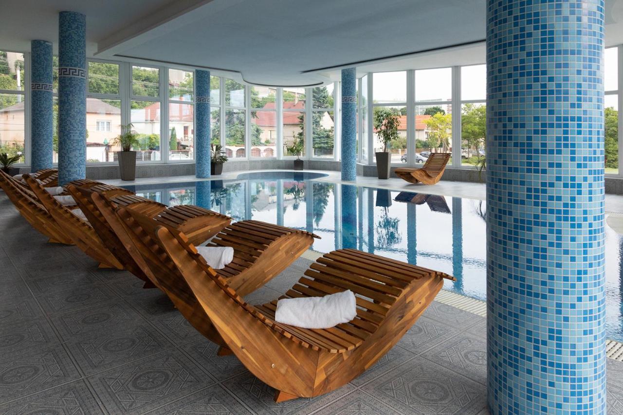 Hotel Kristaly Konferencia & Wellness Ajka 외부 사진